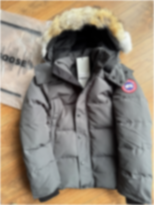 Mens Parker Grey/Red Badge